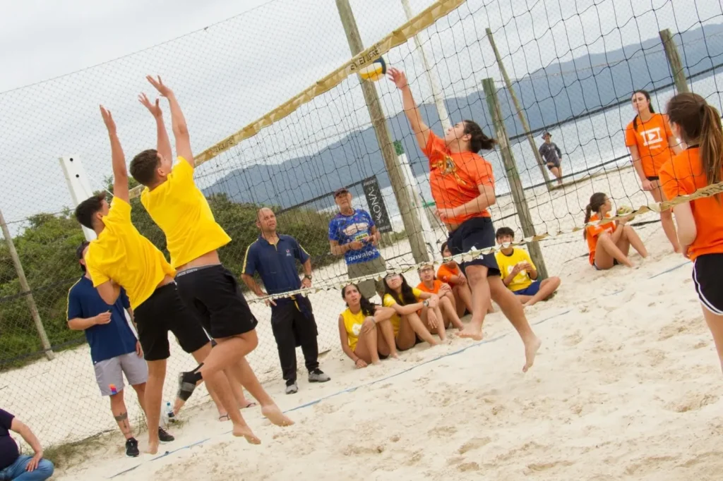 Jogos Olímpicos da Escola Dinâmica com esporte ao ar livre!